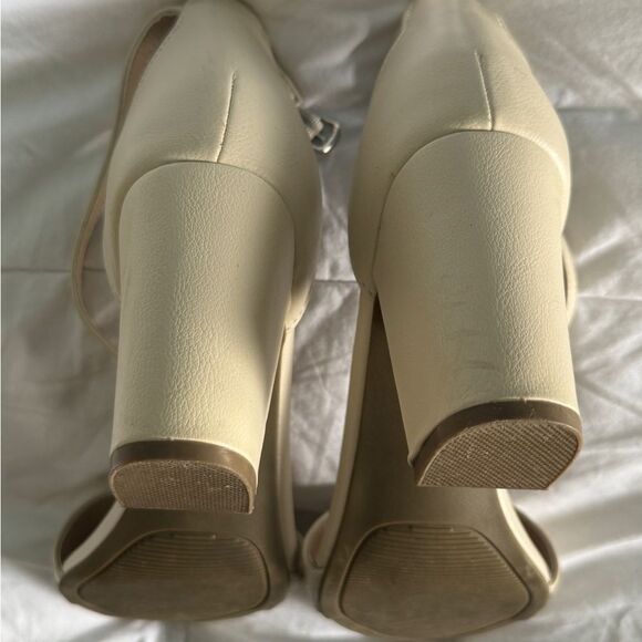 SO Nude Block Heel Sandals – Size 7.5 - Picture 4 of 11